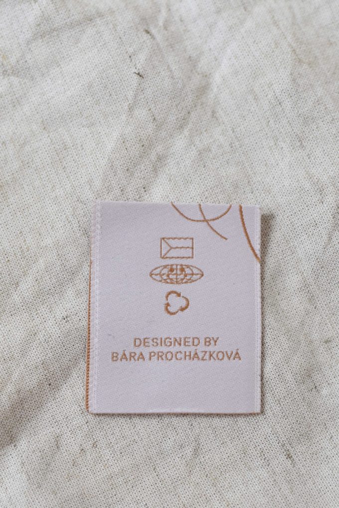 LIGHT label